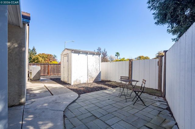 739 Valley Green Dr, Brentwood, CA 94513