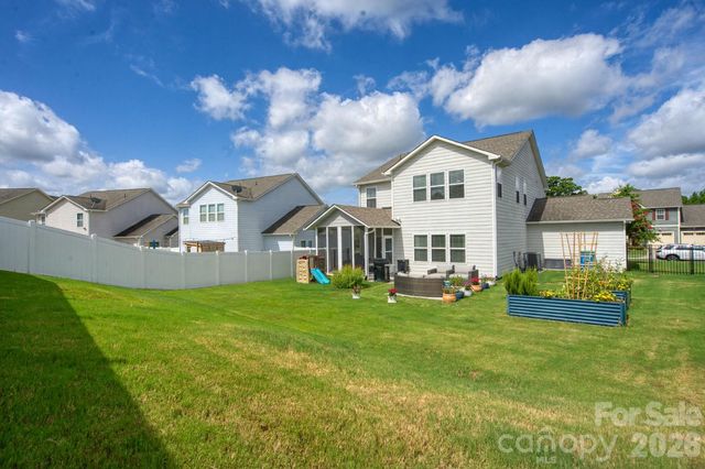 4328 Huntley Glen Drive, Pineville, NC 28134