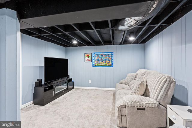 348 MANTUA AVE, Paulsboro, NJ 08066