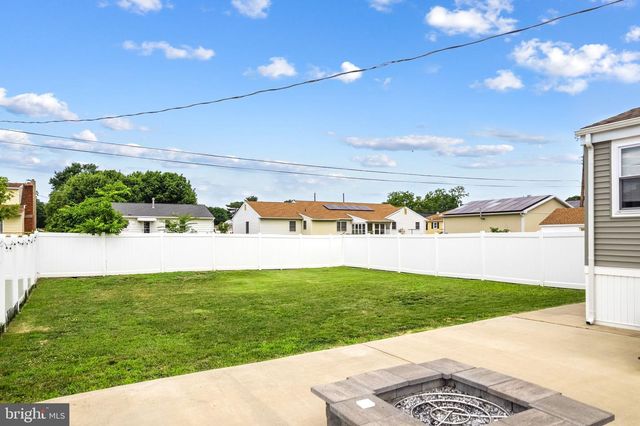 348 MANTUA AVE, Paulsboro, NJ 08066