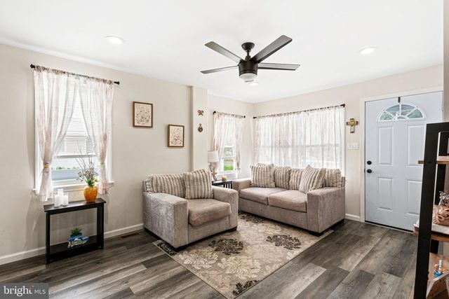 348 MANTUA AVE, Paulsboro, NJ 08066