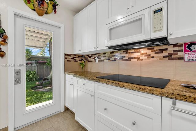 4275 SW 87th Avenue, Miami, FL 33165