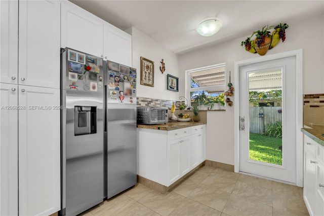 4275 SW 87th Avenue, Miami, FL 33165