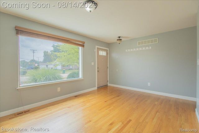22265 Tulane Avenue, Farmington Hills, MI 48336