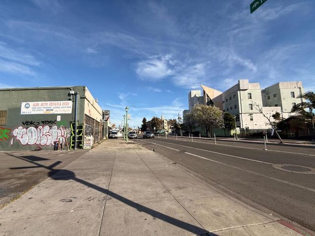 7508 International Boulevard, Oakland, CA 94621