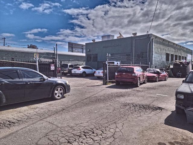 7508 International Boulevard, Oakland, CA 94621