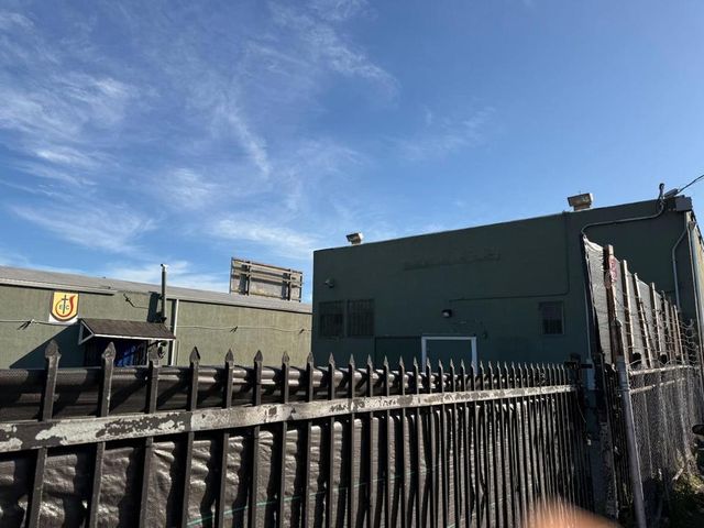 7508 International Boulevard, Oakland, CA 94621