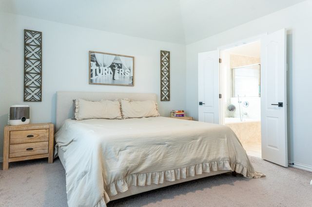 416 Windy Knoll Road, Fort Worth, TX 76028