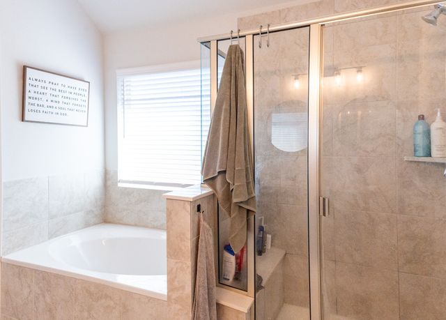 416 Windy Knoll Road, Fort Worth, TX 76028