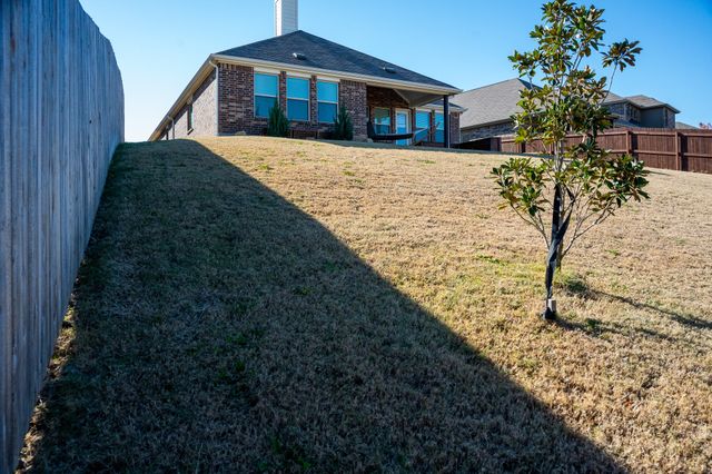416 Windy Knoll Road, Fort Worth, TX 76028