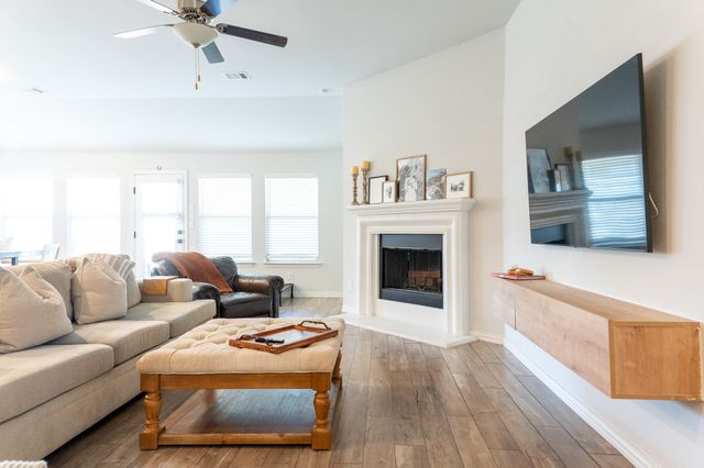 416 Windy Knoll Road, Fort Worth, TX 76028