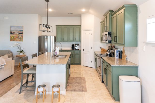 416 Windy Knoll Road, Fort Worth, TX 76028