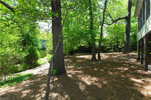 2700 Red Gate Court, Jamestown, NC 27282