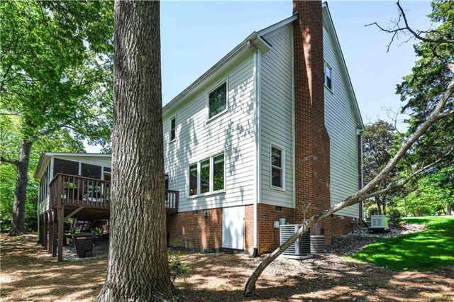 2700 Red Gate Court, Jamestown, NC 27282