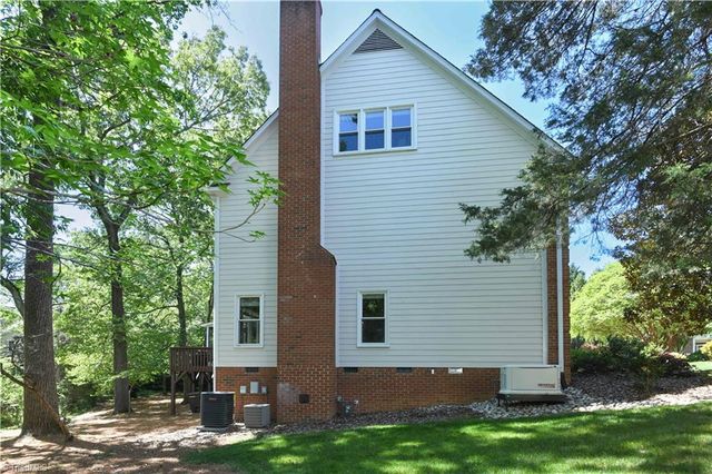 2700 Red Gate Court, Jamestown, NC 27282