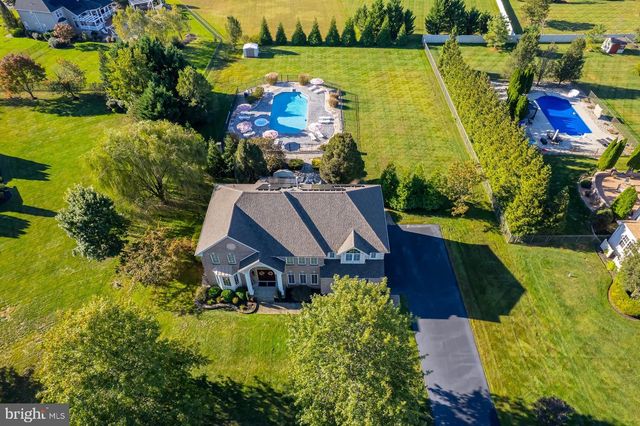 18 MORNING GLORY CIR, Mullica Hill, NJ 08062