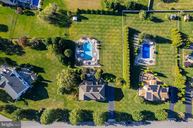 18 MORNING GLORY CIR, Mullica Hill, NJ 08062