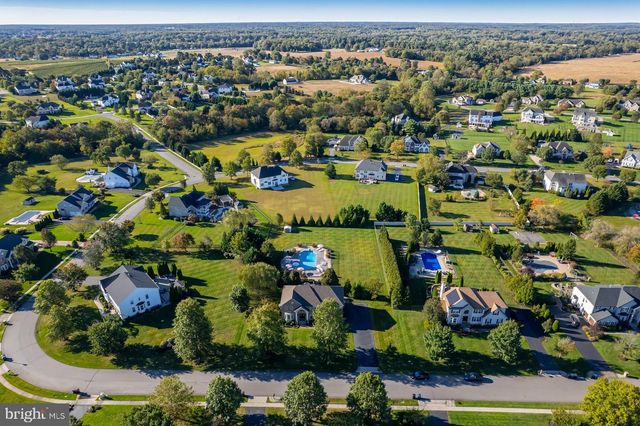 18 MORNING GLORY CIR, Mullica Hill, NJ 08062