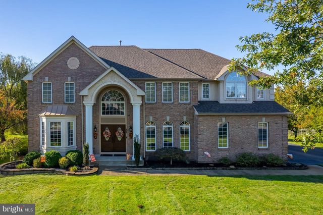 18 MORNING GLORY CIR, Mullica Hill, NJ 08062