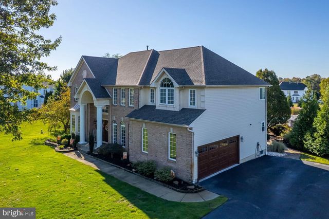 18 MORNING GLORY CIR, Mullica Hill, NJ 08062