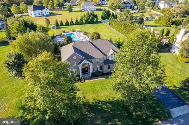 18 MORNING GLORY CIR, Mullica Hill, NJ 08062