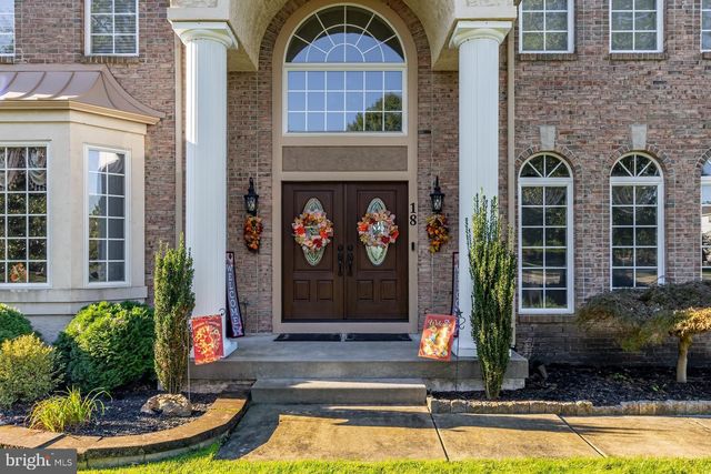 18 MORNING GLORY CIR, Mullica Hill, NJ 08062