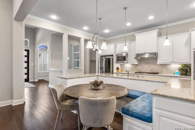 24030 La Tapiceria, San Antonio, TX 78261