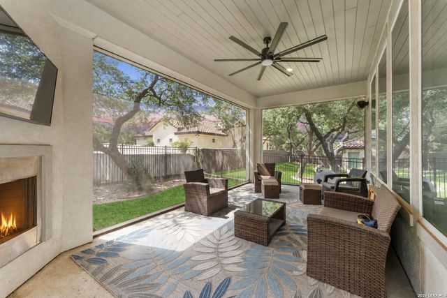 24030 La Tapiceria, San Antonio, TX 78261