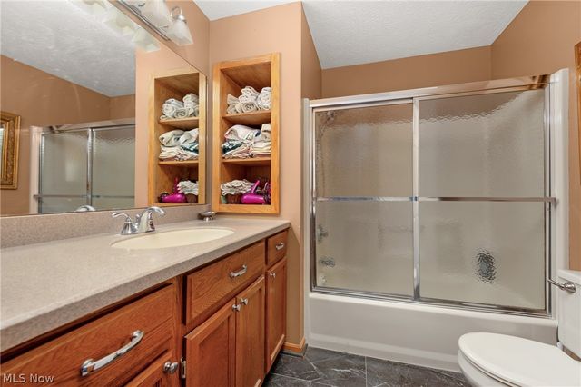 14122 Ashley Lane, North Royalton, OH 44133