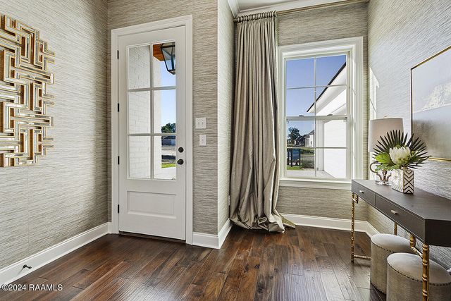 105 High Point Way, Youngsville, LA 70592