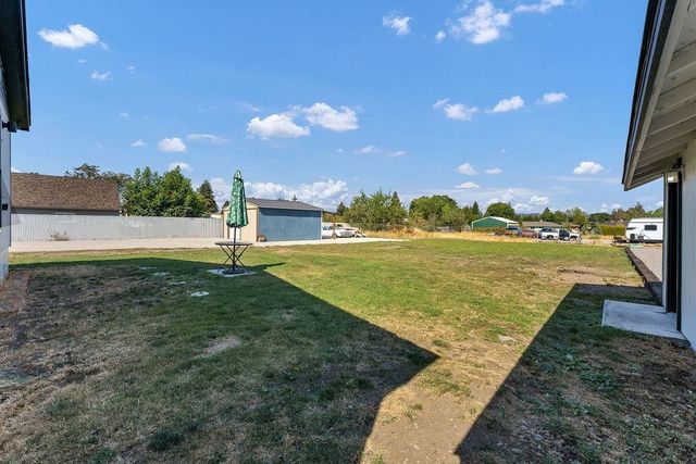 8809 E Cataldo Ave, Spokane Valley, WA 99212