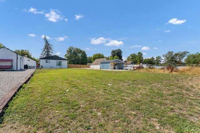 8809 E Cataldo Ave, Spokane Valley, WA 99212