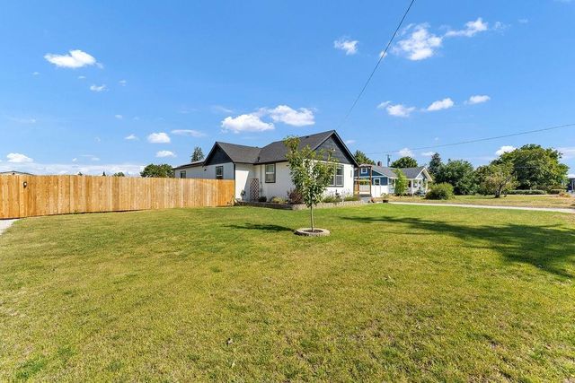 8809 E Cataldo Ave, Spokane Valley, WA 99212