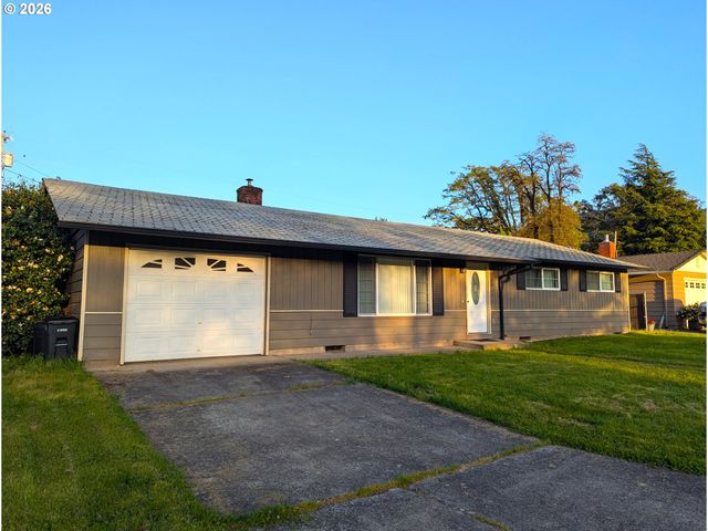 76501 PORTAL Dr, Oakridge, OR 97463