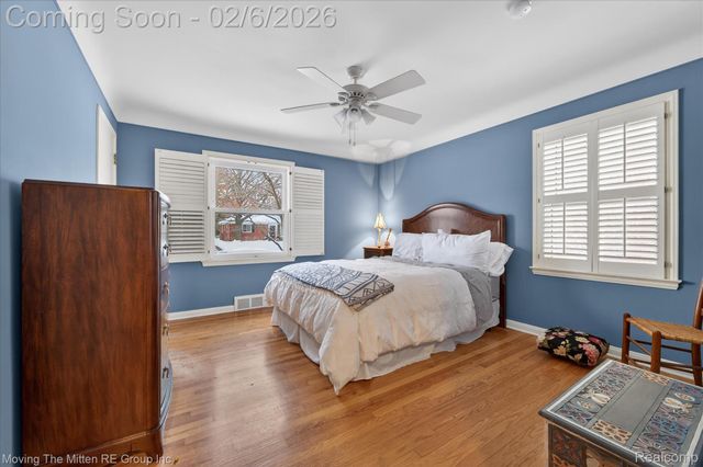 351 Ridgemont Road, Grosse Pointe Farms, MI 48236