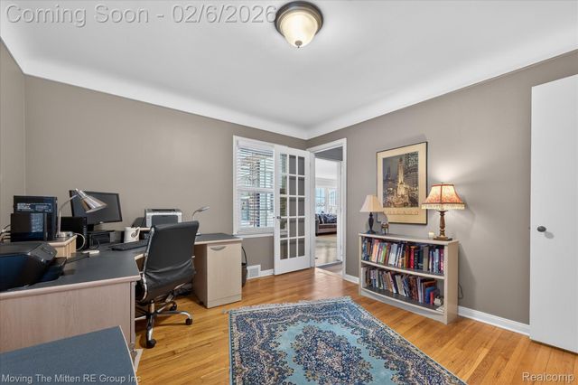 351 Ridgemont Road, Grosse Pointe Farms, MI 48236