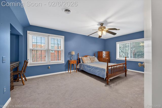 351 Ridgemont Road, Grosse Pointe Farms, MI 48236