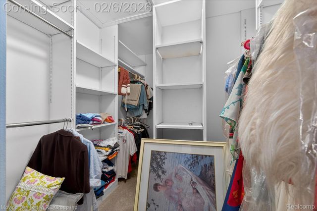 351 Ridgemont Road, Grosse Pointe Farms, MI 48236