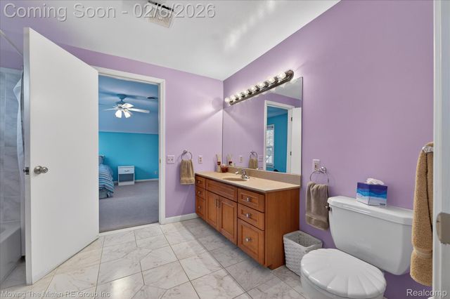 351 Ridgemont Road, Grosse Pointe Farms, MI 48236