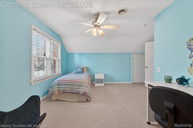 351 Ridgemont Road, Grosse Pointe Farms, MI 48236