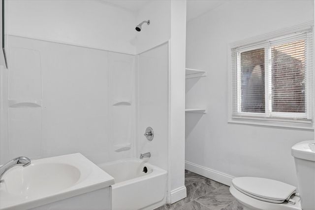 8222 Roselawn Street, Detroit, MI 48204