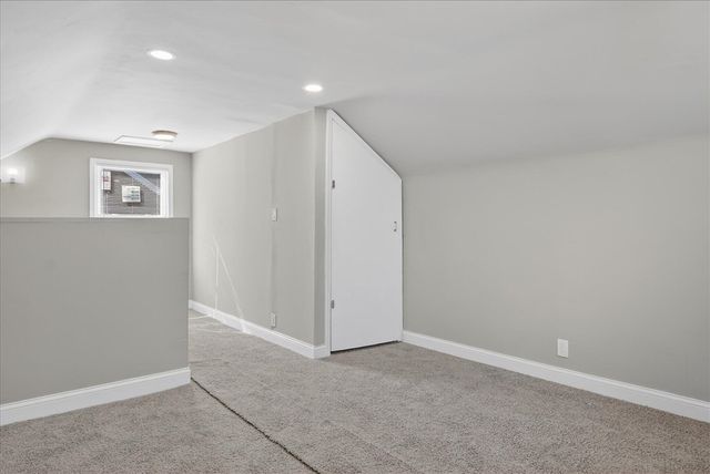 8222 Roselawn Street, Detroit, MI 48204