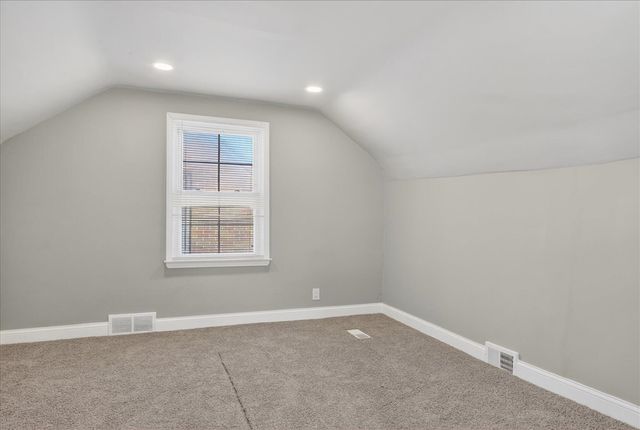 8222 Roselawn Street, Detroit, MI 48204