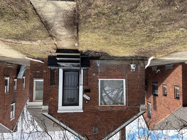 8222 Roselawn Street, Detroit, MI 48204