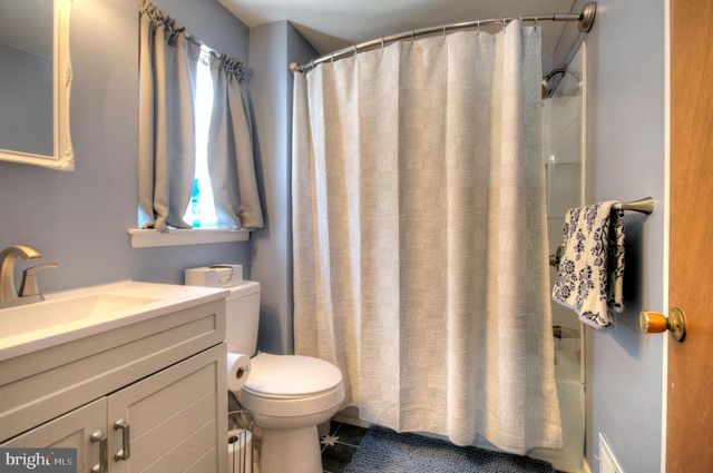 121 BOUND BROOK CT, Sewell, NJ 08080