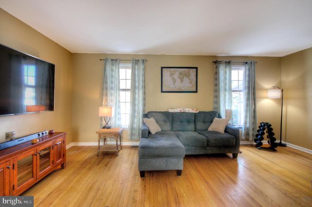 121 BOUND BROOK CT, Sewell, NJ 08080