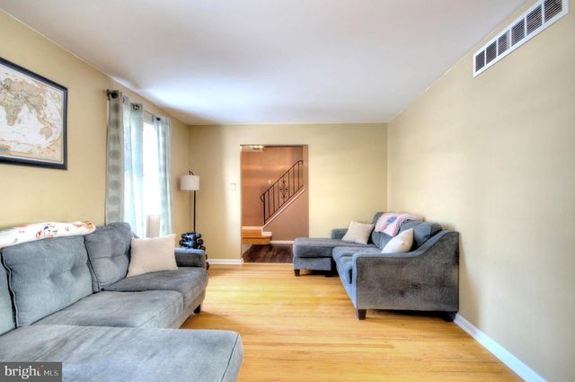 121 BOUND BROOK CT, Sewell, NJ 08080