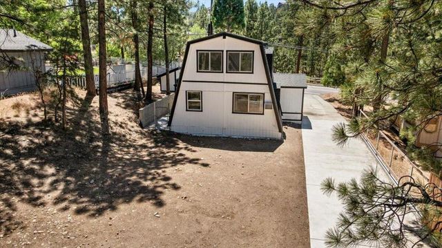 498 Division Drive, Big Bear, CA 92314