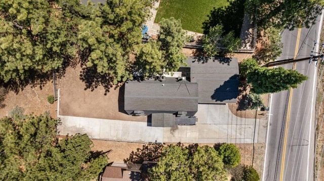498 Division Drive, Big Bear, CA 92314