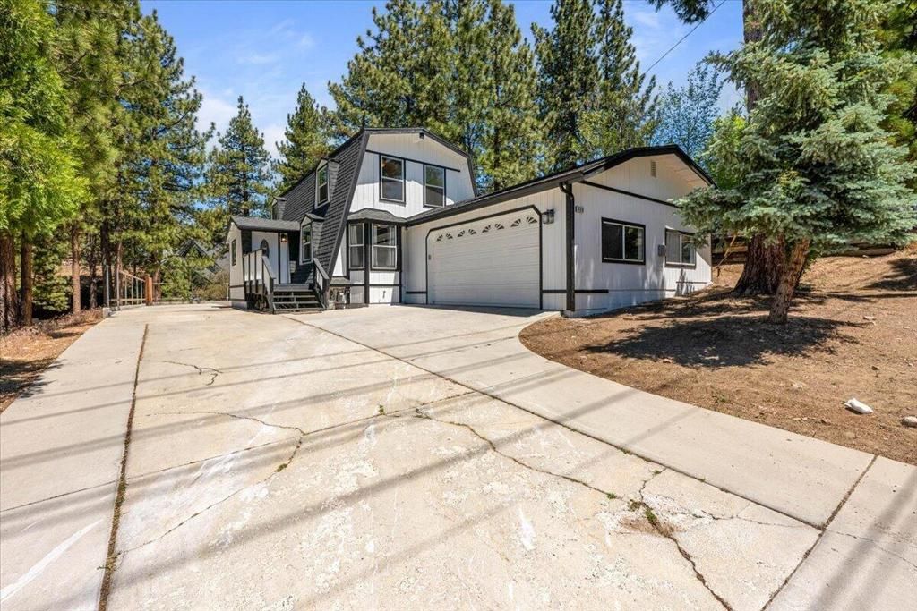 Image 2 of property listing at 498 Division Drive, Big Bear, CA 92314